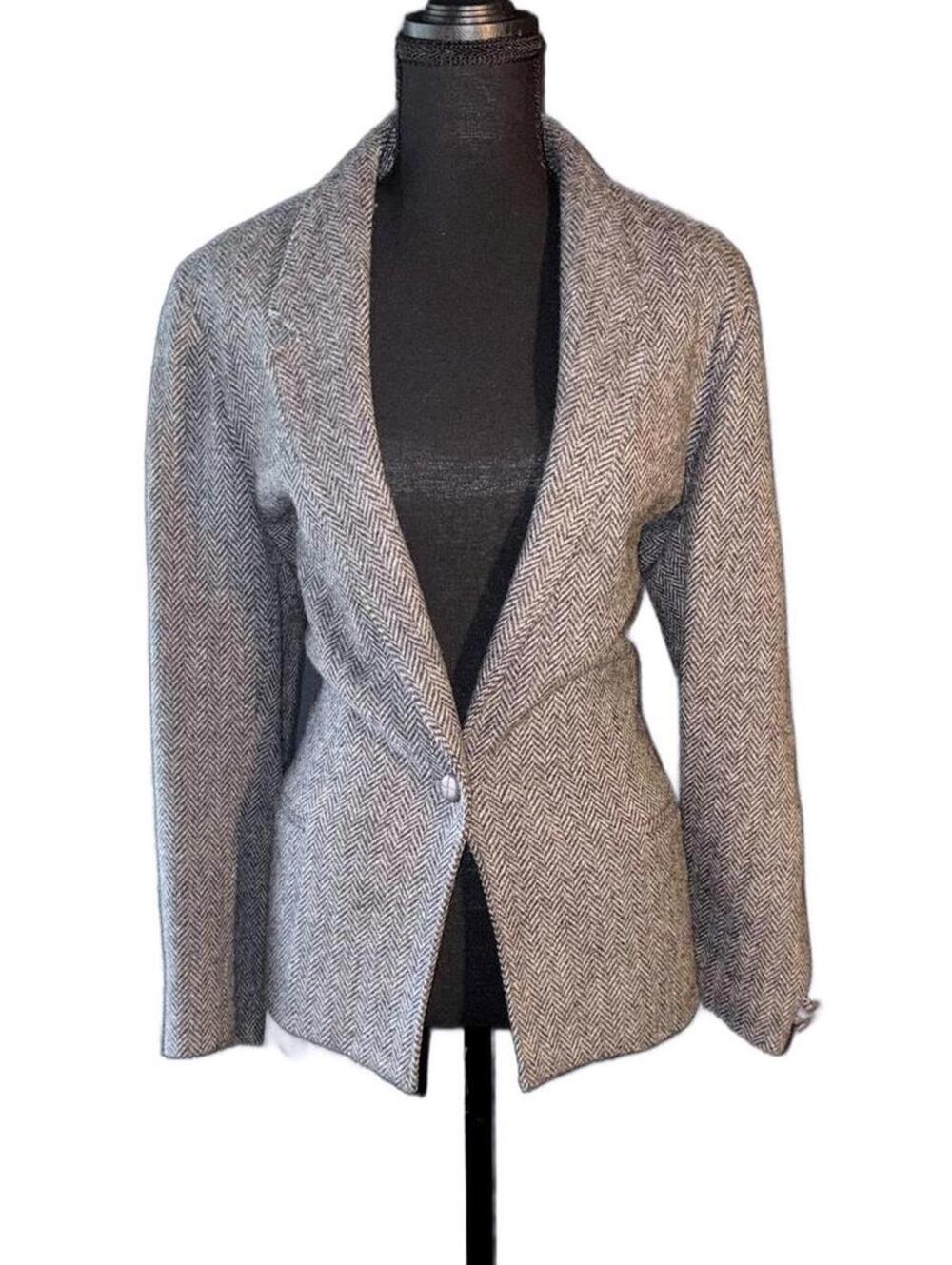 Woman's Vintage -Kensington Square- Herringbone Blazer, Size 9/10